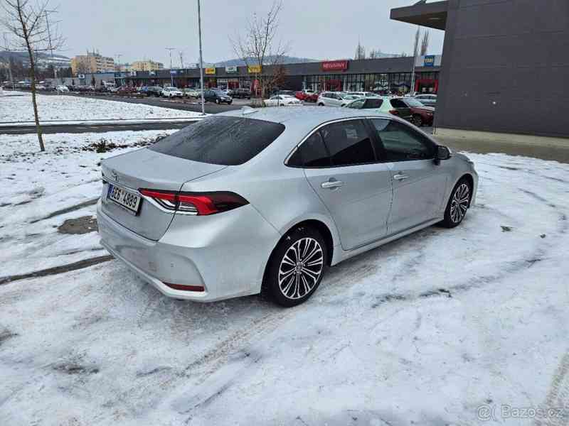 Toyota Corolla 1,6   97kW, manuál, Comfort style te - foto 5