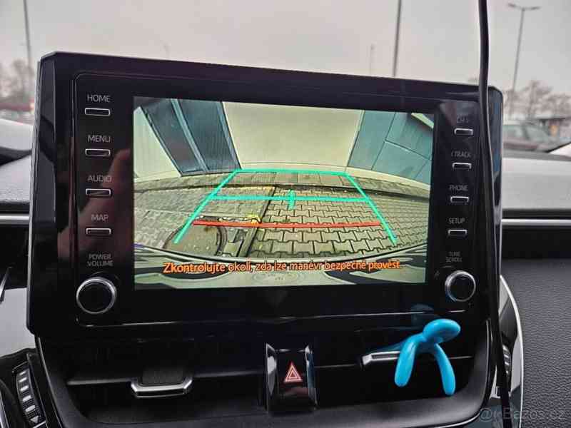 Toyota Corolla 1,6   97kW, manuál, Comfort style te - foto 12