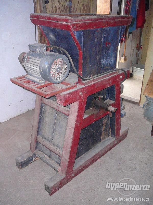 Dřevěný šrotovník na obilí, kukuřici a pod. - foto 2