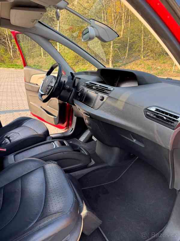 Citroën Grand C4 Picasso 2,0 - foto 8