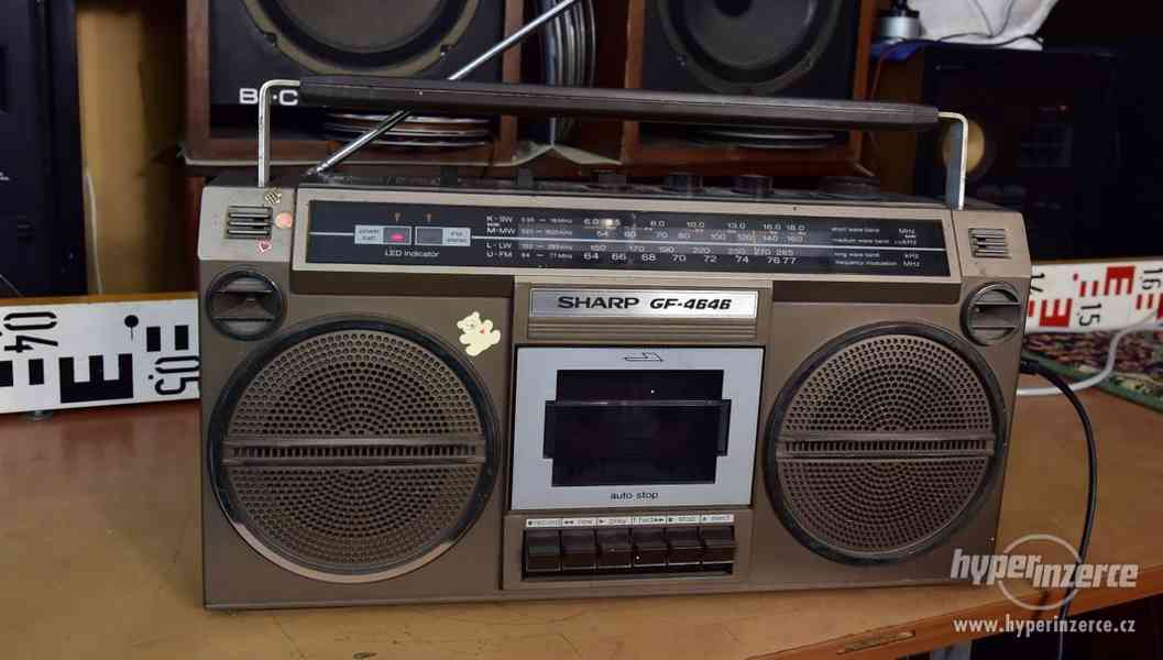 SHARP GF-4646 radiomagnetofon