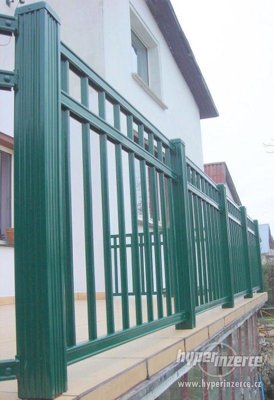 kovové ploty,branky,zábradlí,dvoukřídlé a samonosné brány - foto 15