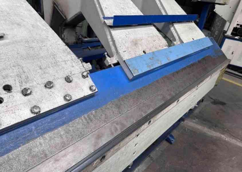 Hydraulická ohýbačka plechů OHP-2-6/8 (16154.)   - foto 5