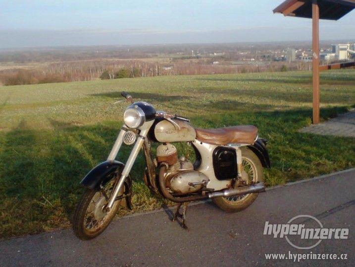 Koupím starou motorku - foto 1