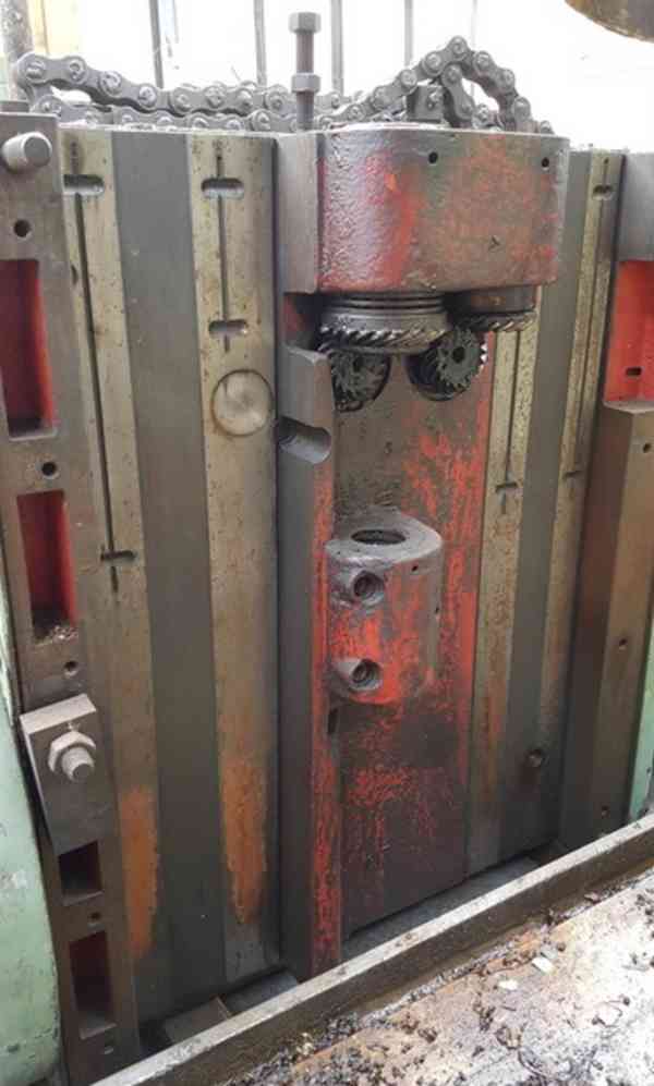 Vřeteník na H 100 A (11285.) - foto 4