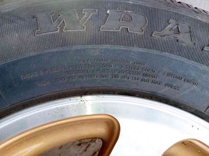 Prodám kolo - disk s celoročním zánovním pláštěm - foto 5