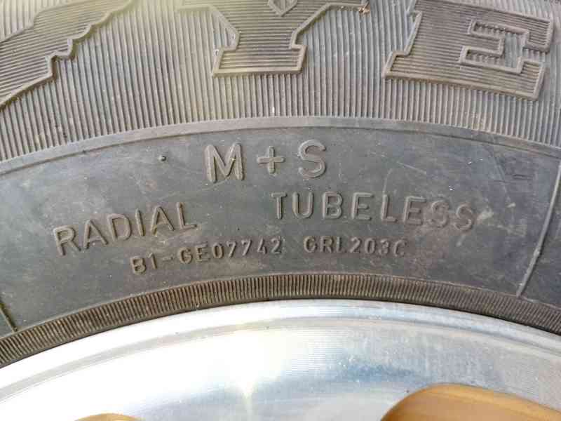 Prodám kolo - disk s celoročním zánovním pláštěm - foto 7