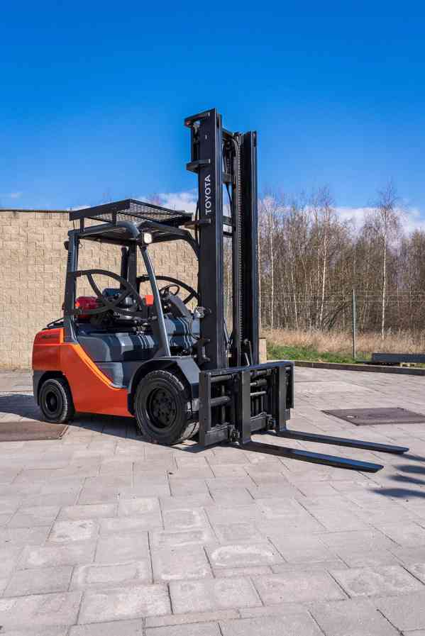 Vysokozdvižný vozík Toyota 02-8FGJF35 - foto 10