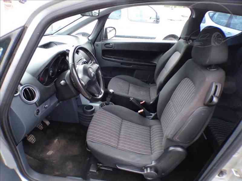 Mitsubishi Colt 1,3 i - foto 6