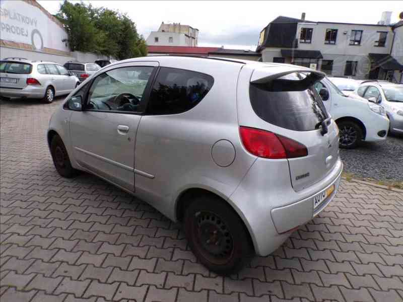 Mitsubishi Colt 1,3 i - foto 3