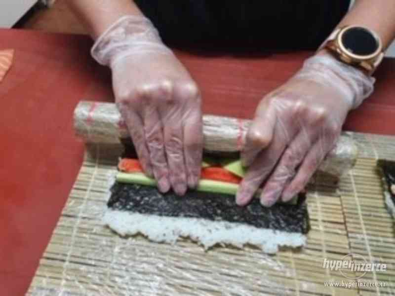 Sushi kuchař - foto 1