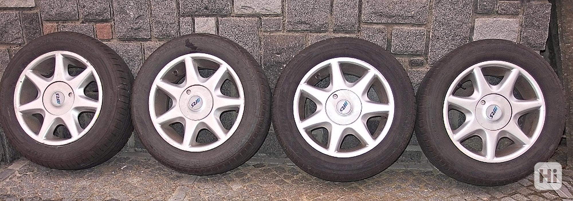 Letní pneu Dunlop + alu disky, Ford Focus - foto 1