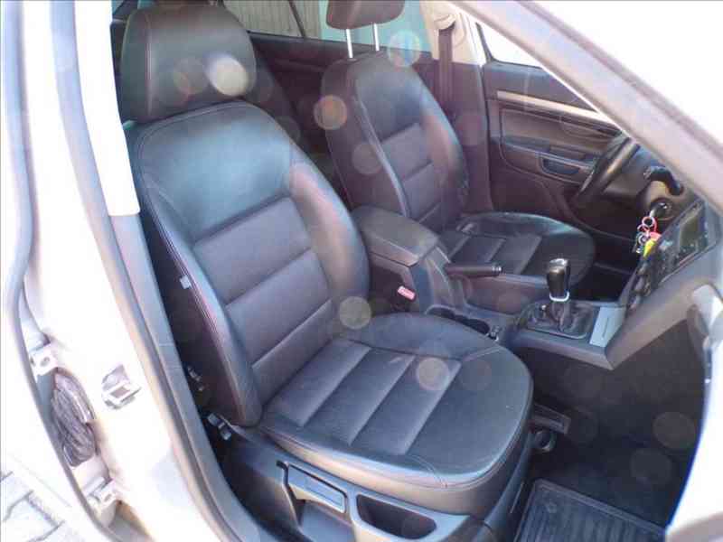 Škoda Octavia 1,9 TDI DIGI.KLIMA - foto 12