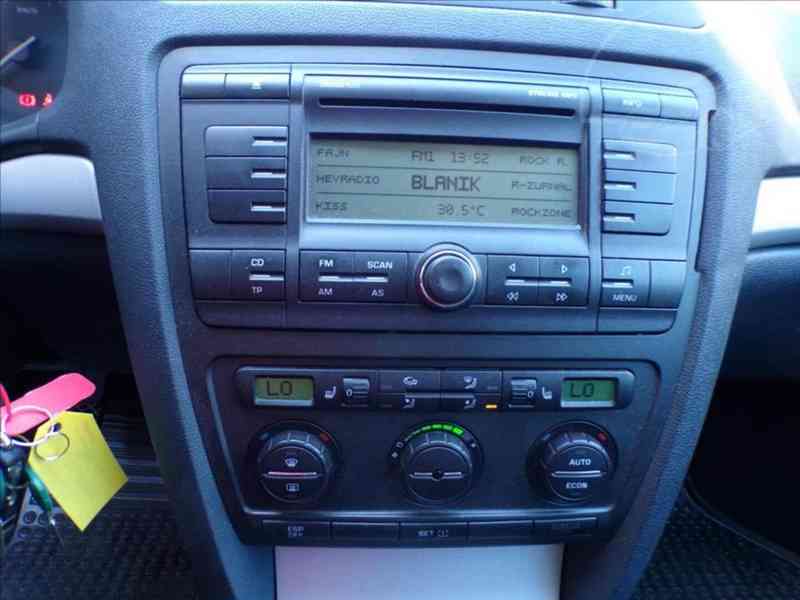 Škoda Octavia 1,9 TDI DIGI.KLIMA - foto 6
