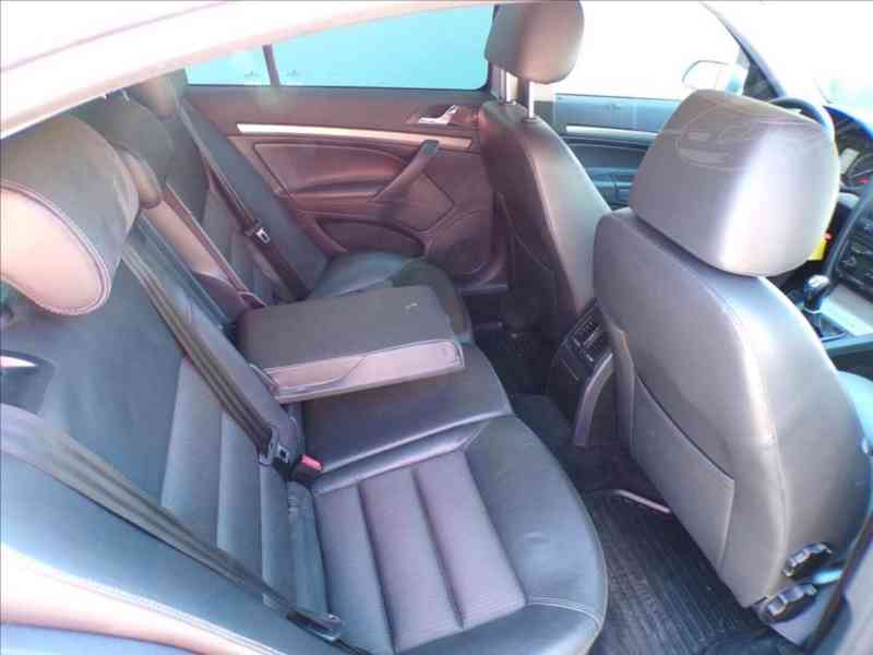 Škoda Octavia 1,9 TDI DIGI.KLIMA - foto 10