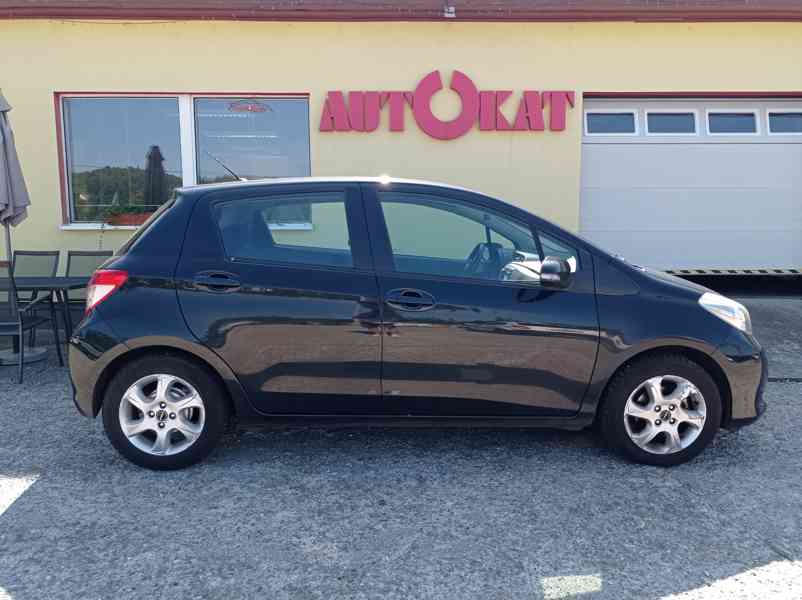 Toyota Yaris 1.0 VVT-i KLIMA - foto 2