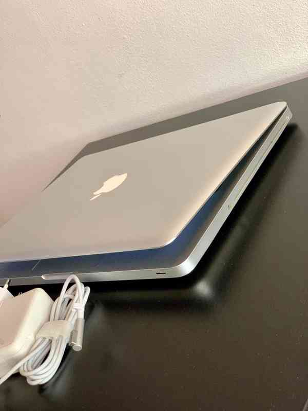 MacBook Pro 13" Mid 2009 – 8GB RAM, 256GB SSD, nová baterie - foto 5