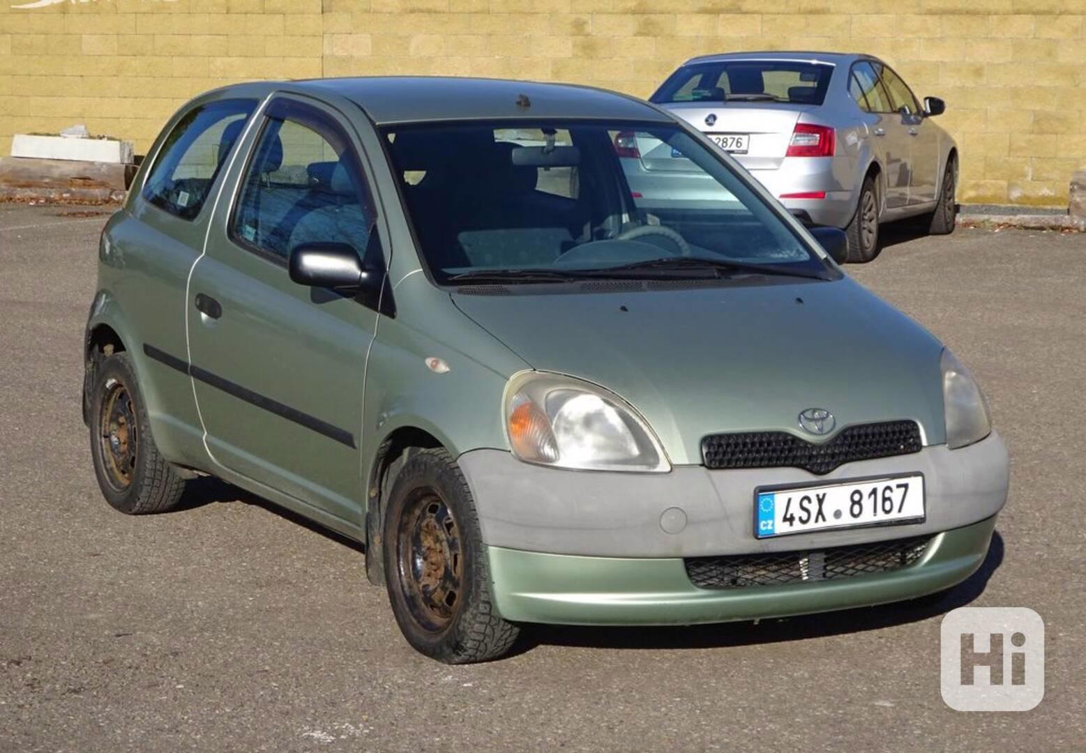 Toyota Yaris 1.0i r.v.2002 (48 kw) Koupeno v ČR - foto 1