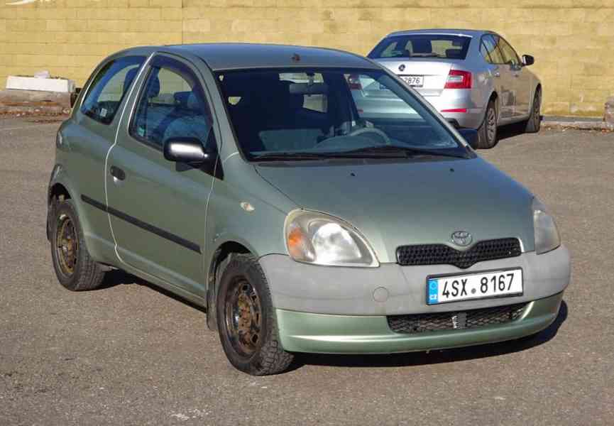 Toyota Yaris 1.0i r.v.2002 (48 kw) Koupeno v ČR - foto 1