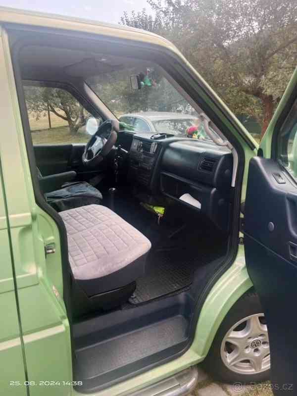 Volkswagen Caravelle 2,5   T4 - foto 4