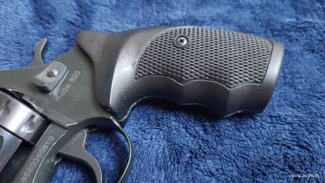 Flobert revolver ALFA 620 cal. 6mm - foto 8