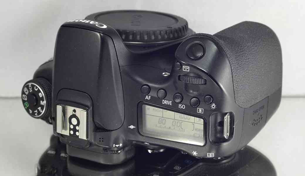 Canon EOS 70D APS-C*Full HDV*WIFI*11 000 Exp - foto 5