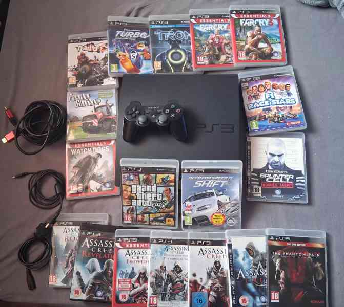 PS3 Slim 250 GB + 18 her ( GTA V, Assassin's,Far Cry3...) - foto 2