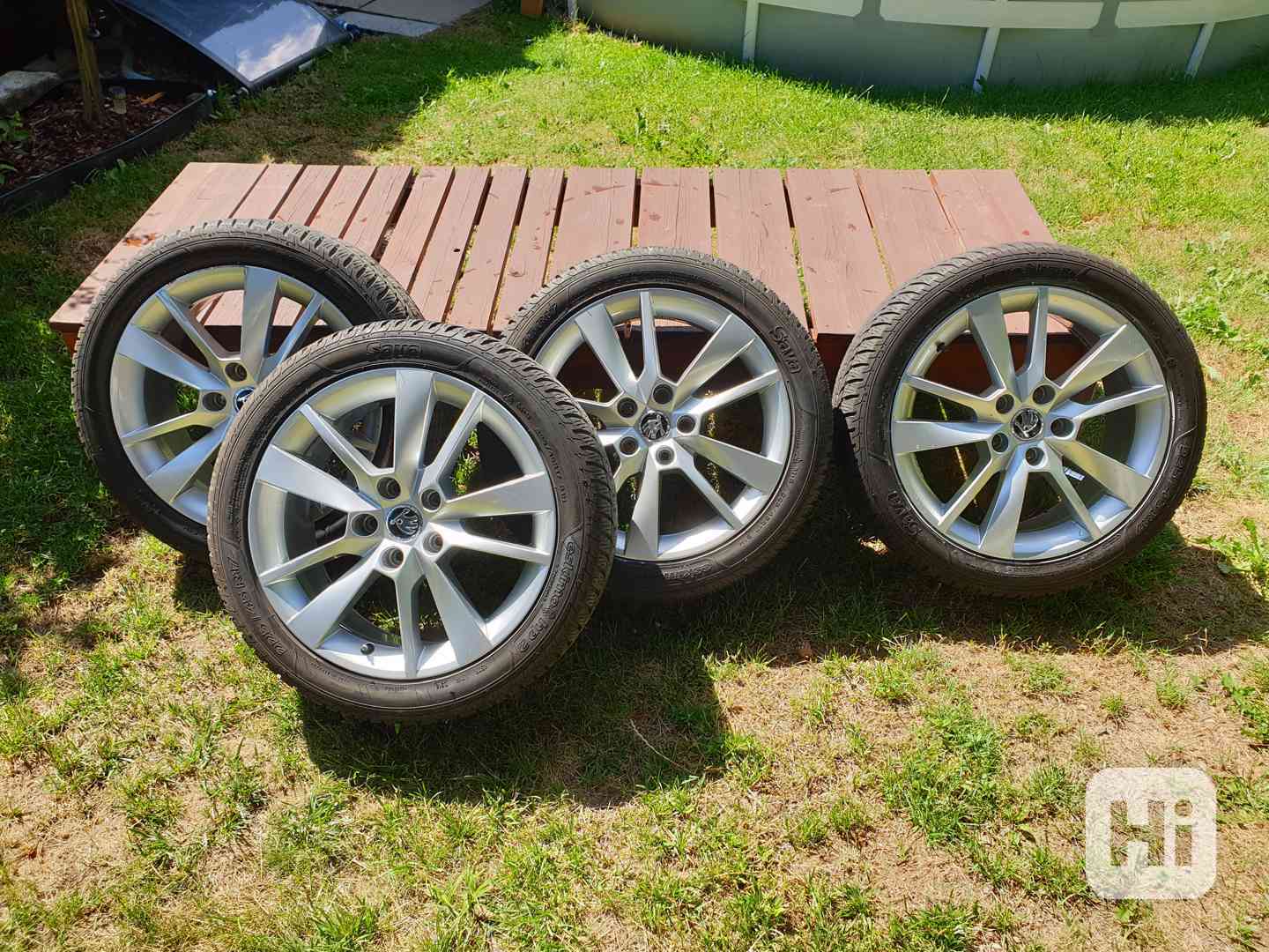 Alu kola Škoda 5x112(7Jx17H2)+pneu 225/45 R17,91H - foto 1
