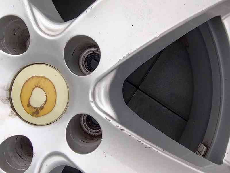 ALU kola na Hyundai, Kia, Renault + zimních Nokian 225/60/17 - foto 7