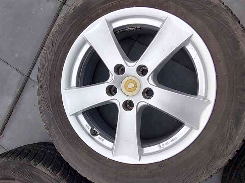 ALU kola na Hyundai, Kia, Renault + zimních Nokian 225/60/17 - foto 5