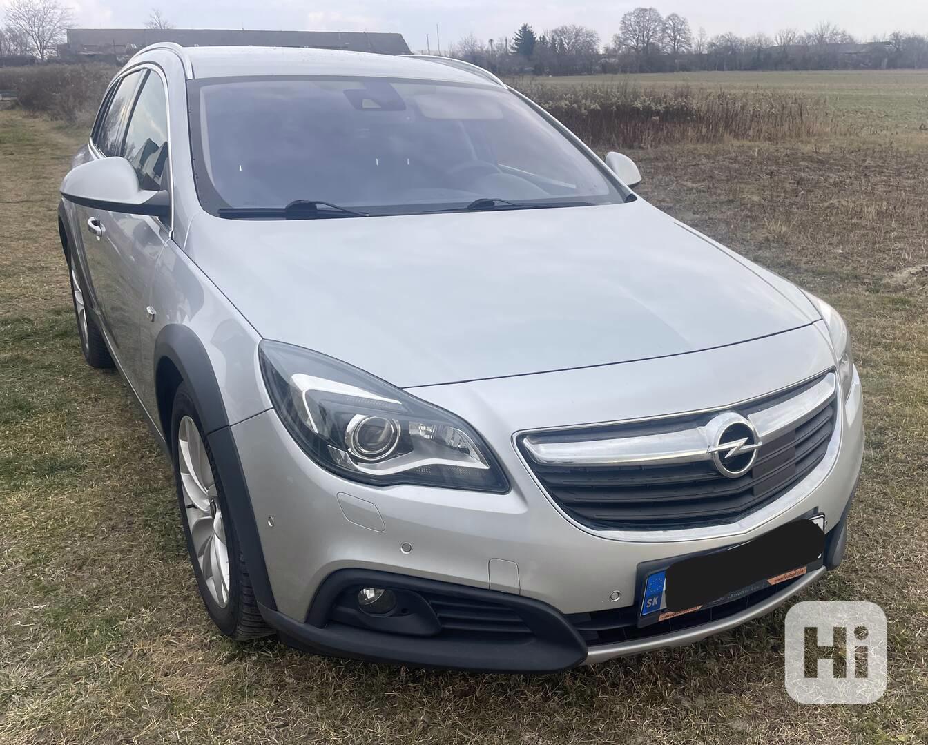 Opel Insignia Country Tourer 4x4 - foto 1