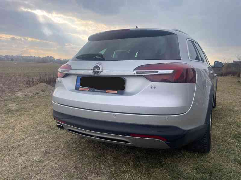 Opel Insignia Country Tourer 4x4 - foto 2