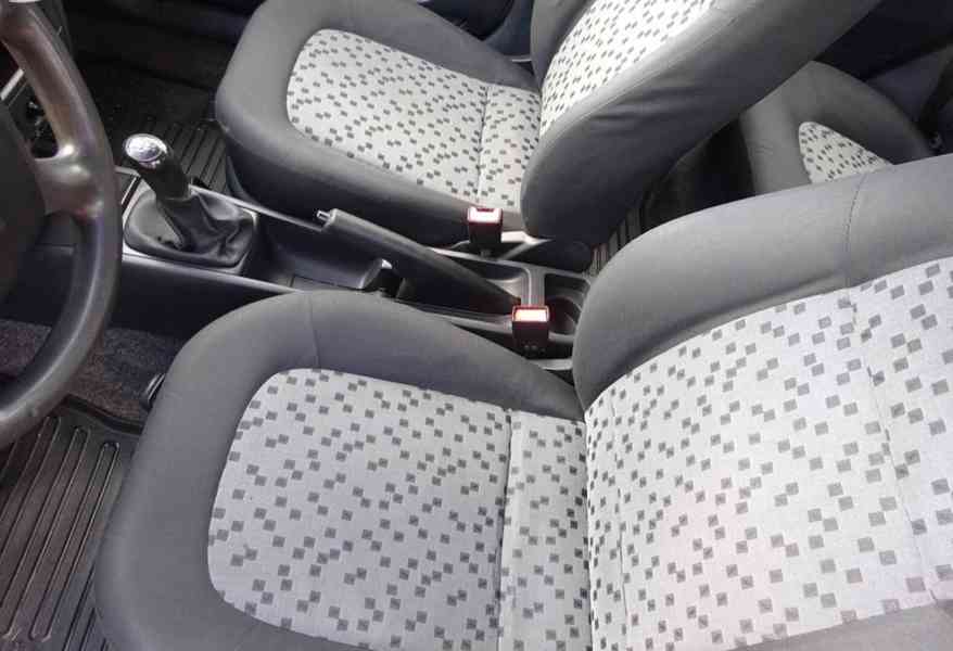 Škoda Fabia 1.2i Combi r.v.2005 (47 kw) klima Koupeno v ČR  - foto 12