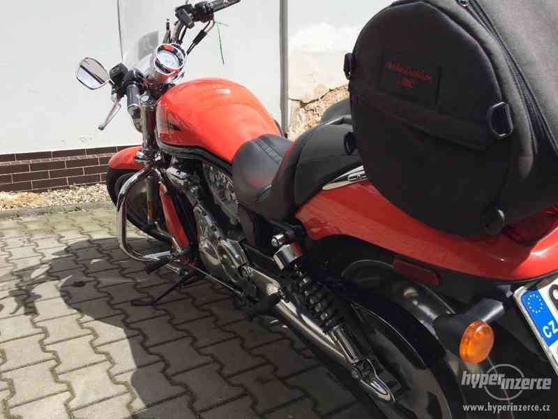 Harley-Davidson VRSCB V-Rod - foto 6