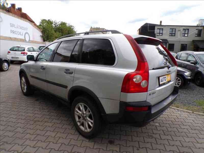 Volvo XC90 2,4 D5 AWD XENONY - foto 3