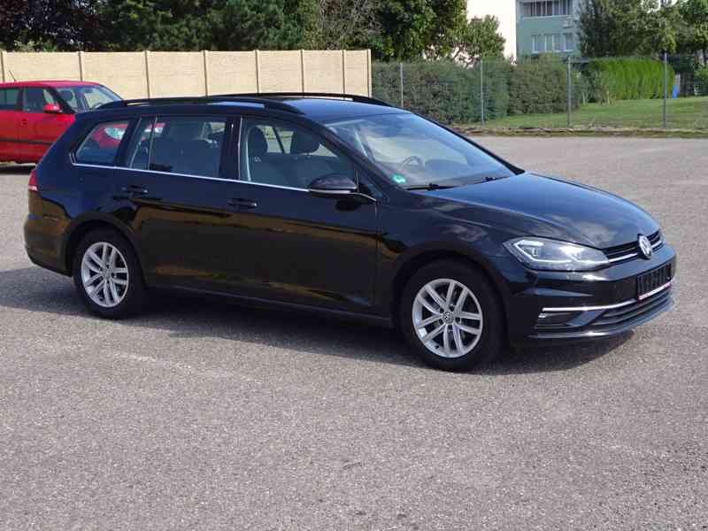 VW Golf 1.4 TSI Variant r.v.2017 serviska - foto 2