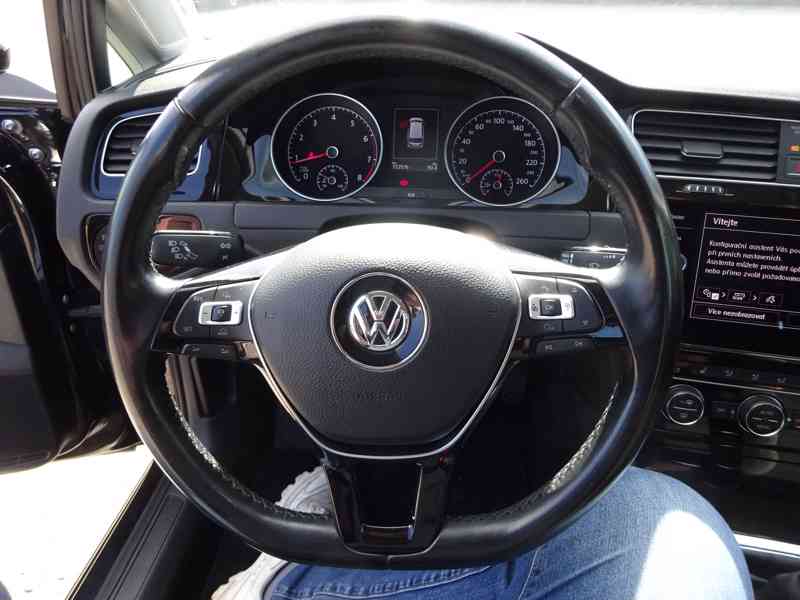 VW Golf 1.4 TSI Variant r.v.2017 serviska - foto 11