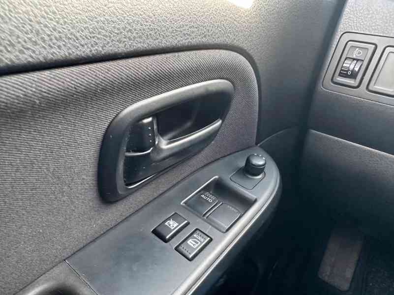 Suzuki Grand Vitara 1.6i City benzín 78kw - foto 22