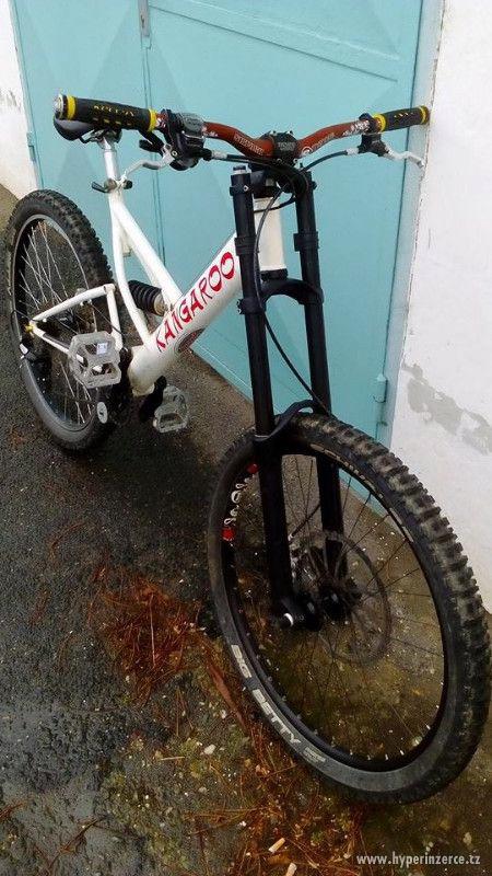 Sjezdové kolo Kangaroo Prodigy - foto 5