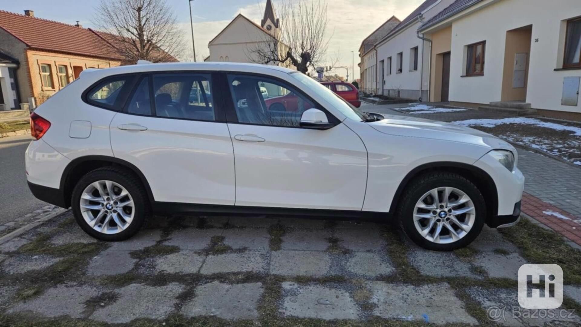 BMW X1 2,0   Sdrive 16D automat,navi,servis - foto 1