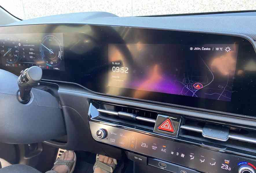 Prodám Kia Niro SG2 HEV Premium – 4/2023, pouze 11 500 km,ČR - foto 14