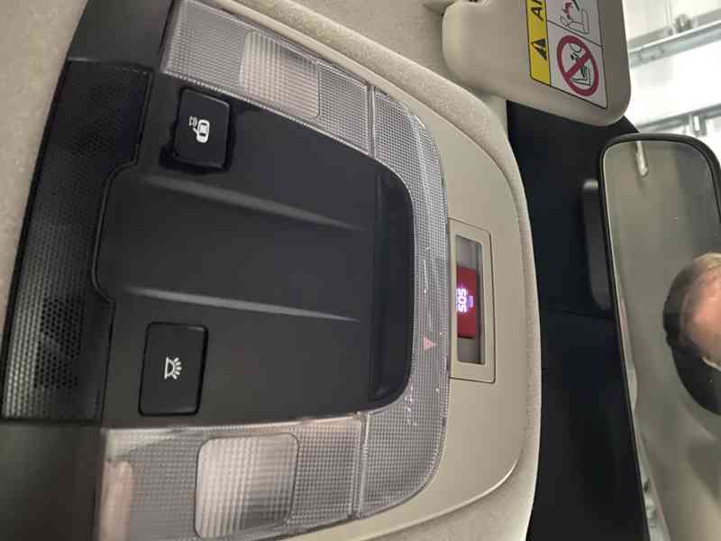 Prodám Kia Niro SG2 HEV Premium – 4/2023, pouze 11 500 km,ČR - foto 22
