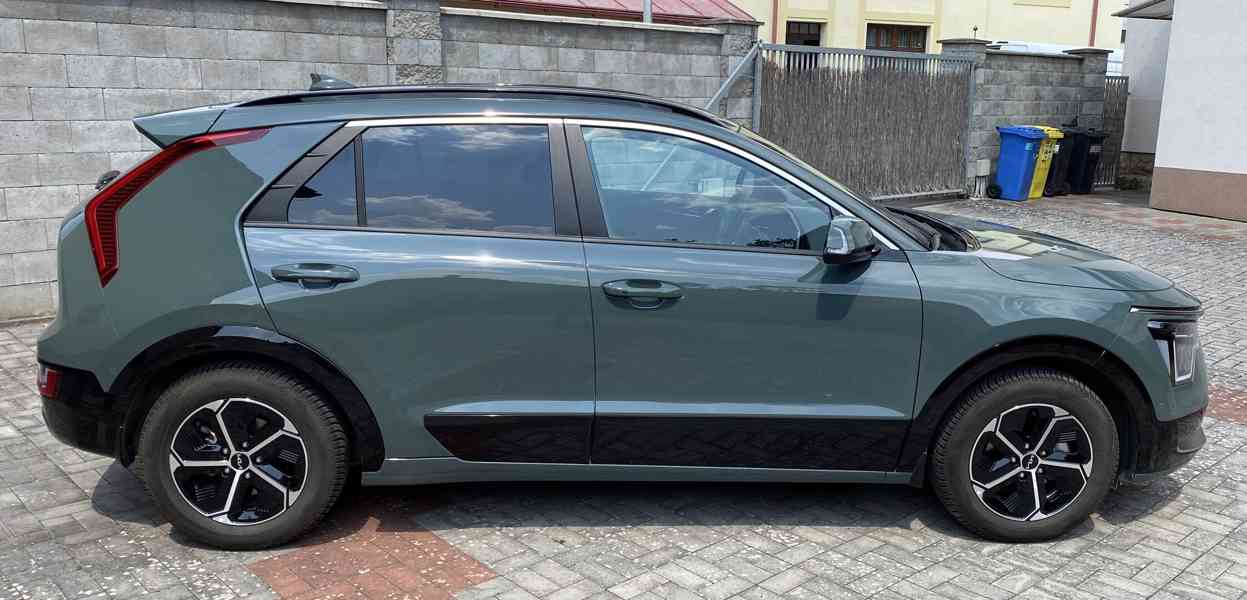 Prodám Kia Niro SG2 HEV Premium – 4/2023, pouze 11 500 km,ČR - foto 3