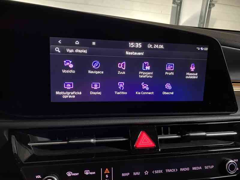 Prodám Kia Niro SG2 HEV Premium – 4/2023, pouze 11 500 km,ČR - foto 21