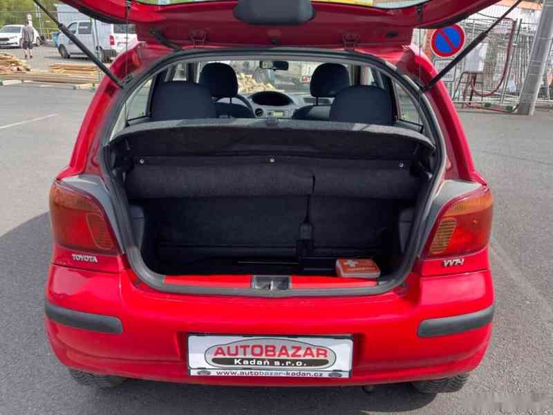 Toyota Yaris, 1,0 48kW, SERVISKA - foto 5