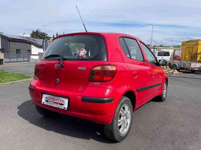 Toyota Yaris, 1,0 48kW, SERVISKA - foto 6