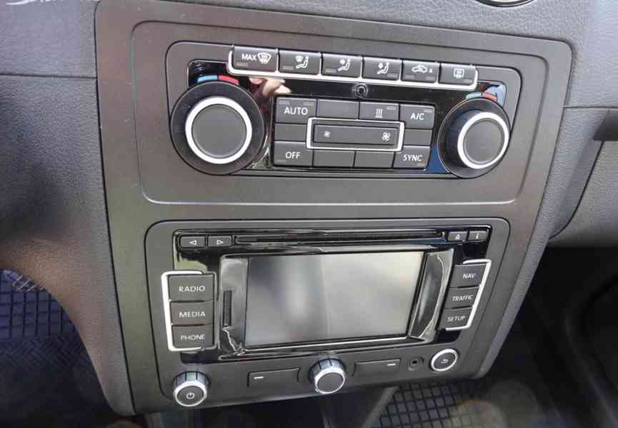 VW Caddy 2.0 TDI Life r.v.2013 (103 kw) 7 Míst Automat - foto 8
