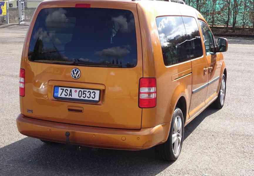 VW Caddy 2.0 TDI Life r.v.2013 (103 kw) 7 Míst Automat - foto 4