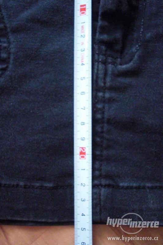 Super černá jeansová mini - foto 3