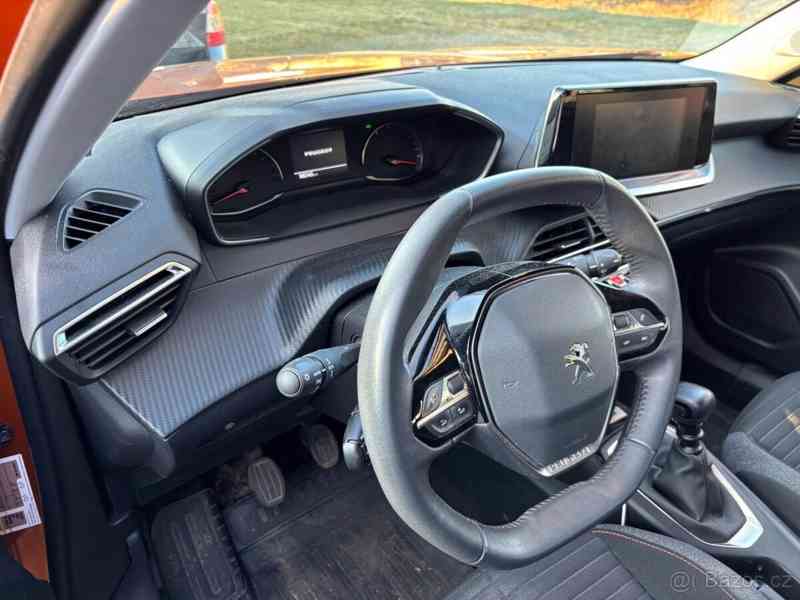 Peugeot 2008 1,2   benzin, rok 2021, 98000 km - foto 5
